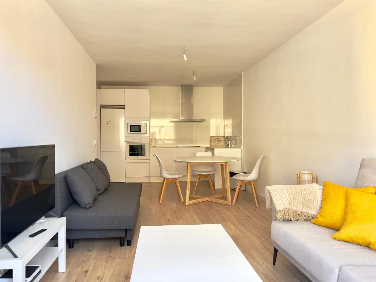 Ferienwohnung Housing Leon Ana Mogas Con Garaje Exterior foto